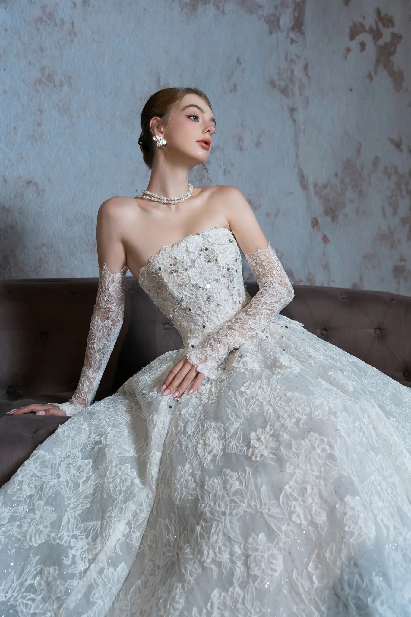 L05: A Modern Masterpiece: Where Classic Ballgown Meets Contemporary Sparkle