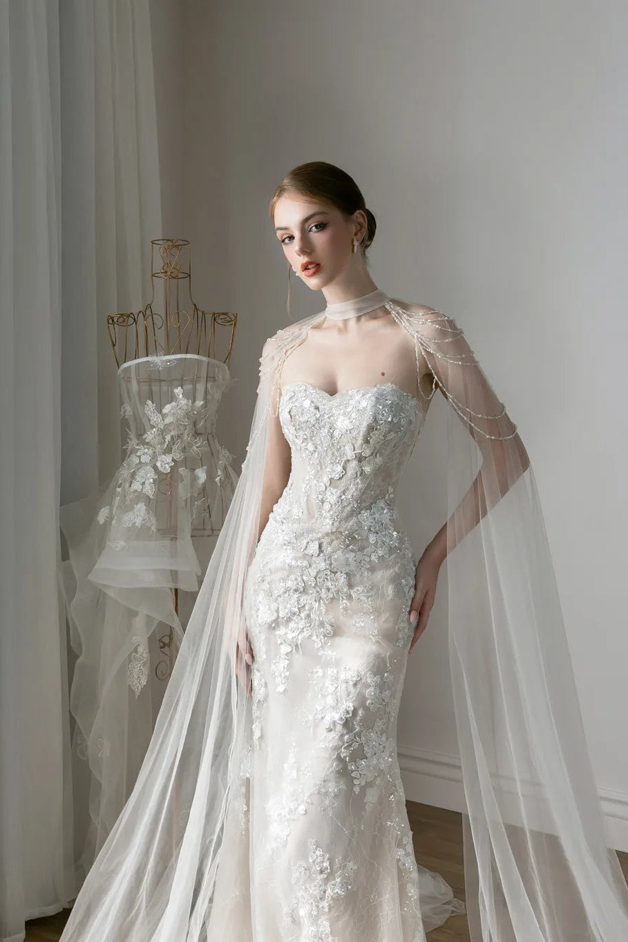 L04: Ethereal Elegance: The Gown That Turns Every Aisle Into a Runway