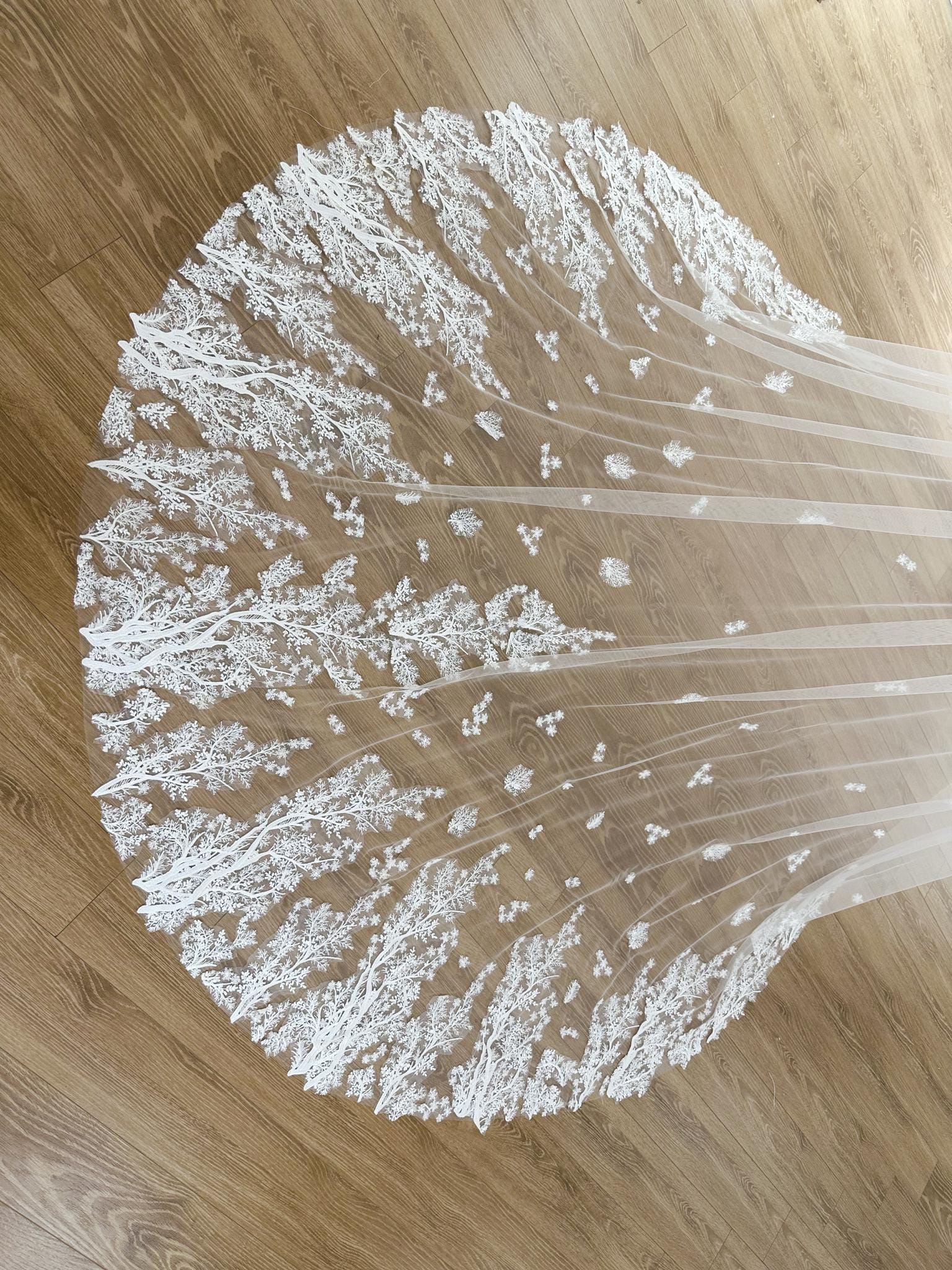 Royal Cathedral Floral Vine Lace Bridal Veil