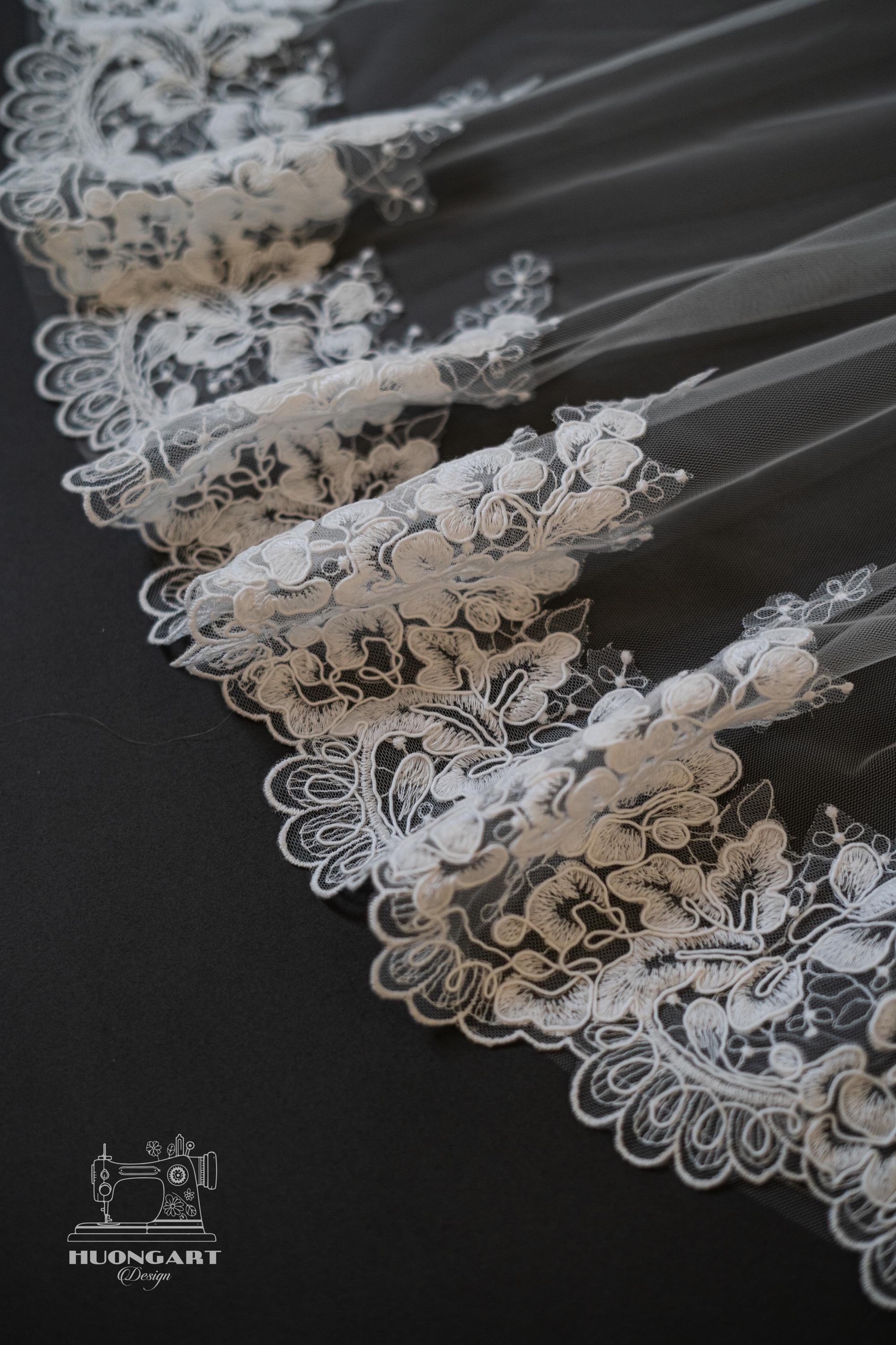 Scalloped Floral Lace Mantilla Bridal Veil | Cathedral Length
