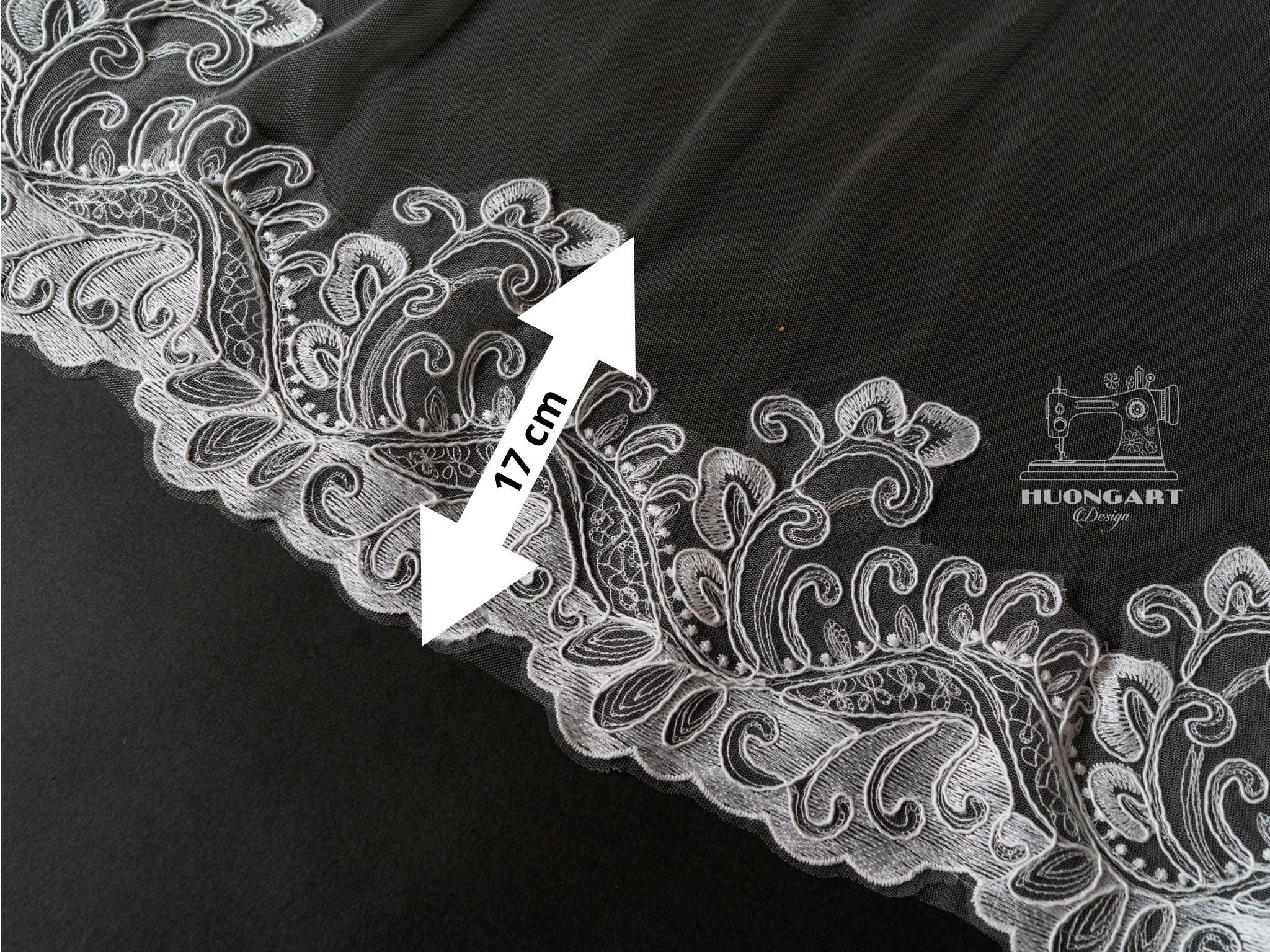 Baroque Lace Mantilla Wedding Veil – Wide Scalloped Cathedral