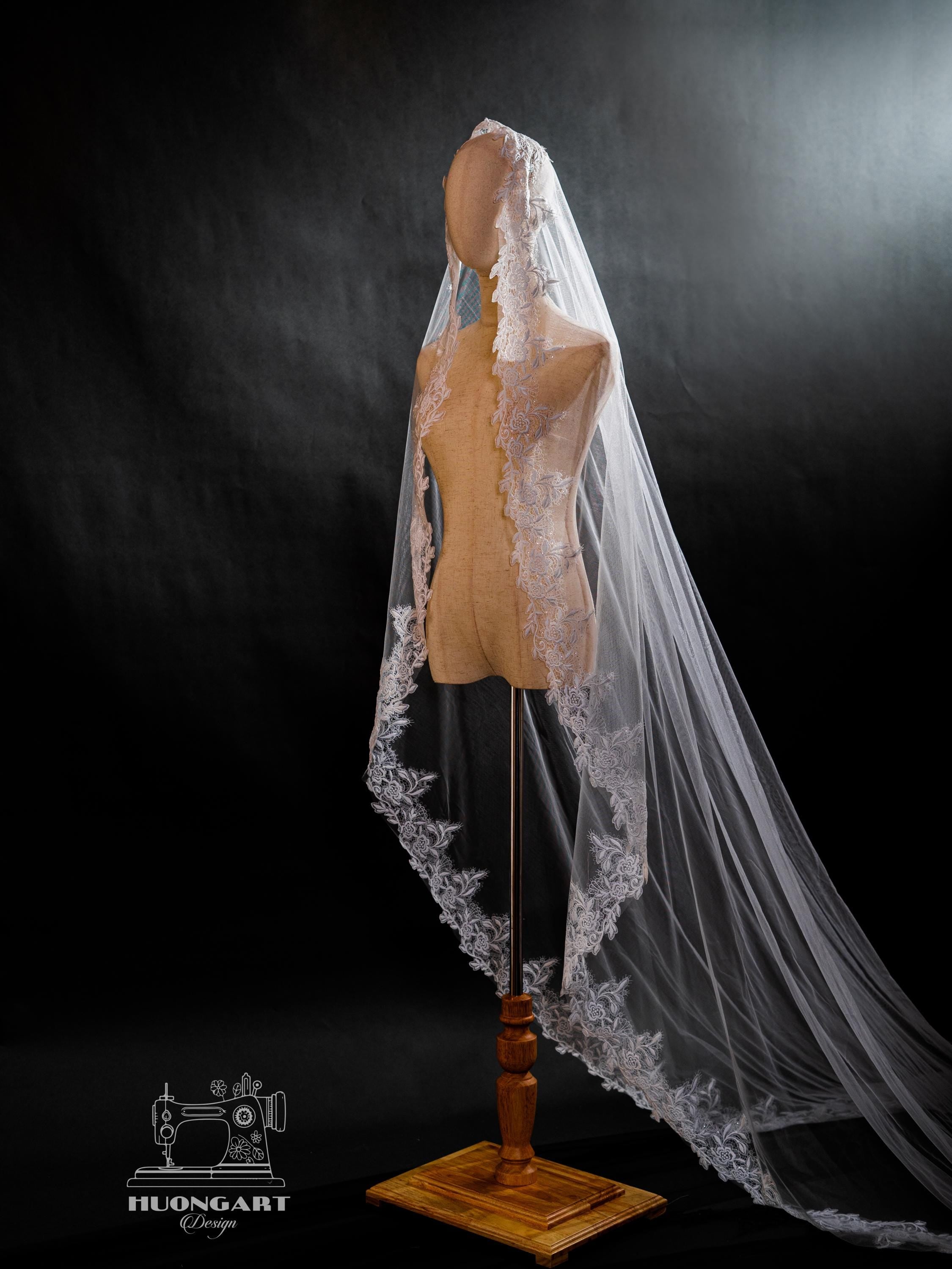 Sparkly Floral Embroidered Mantilla Bridal Veil | Scalloped Edge