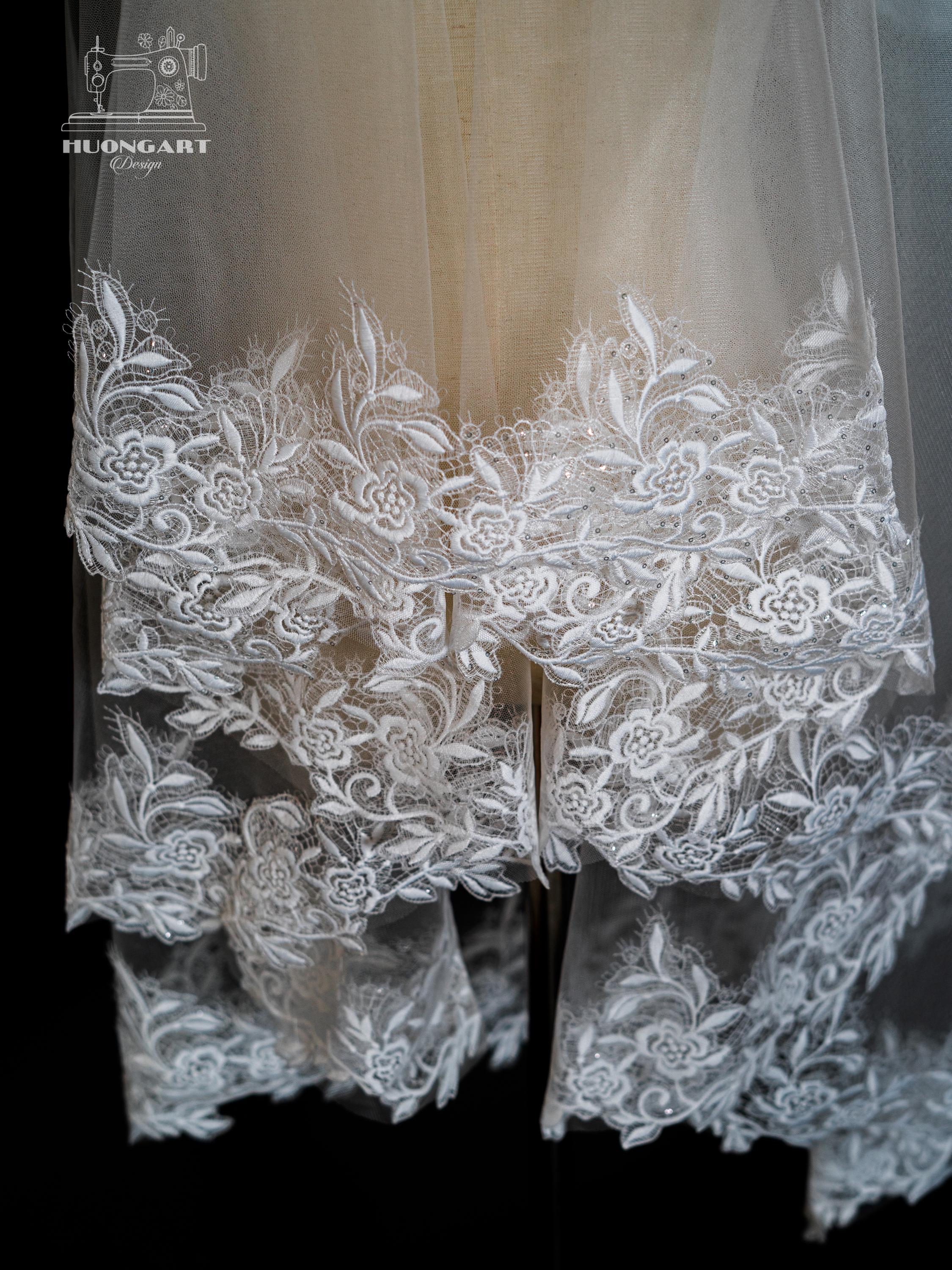 Sparkly Floral Embroidered Mantilla Bridal Veil | Scalloped Edge