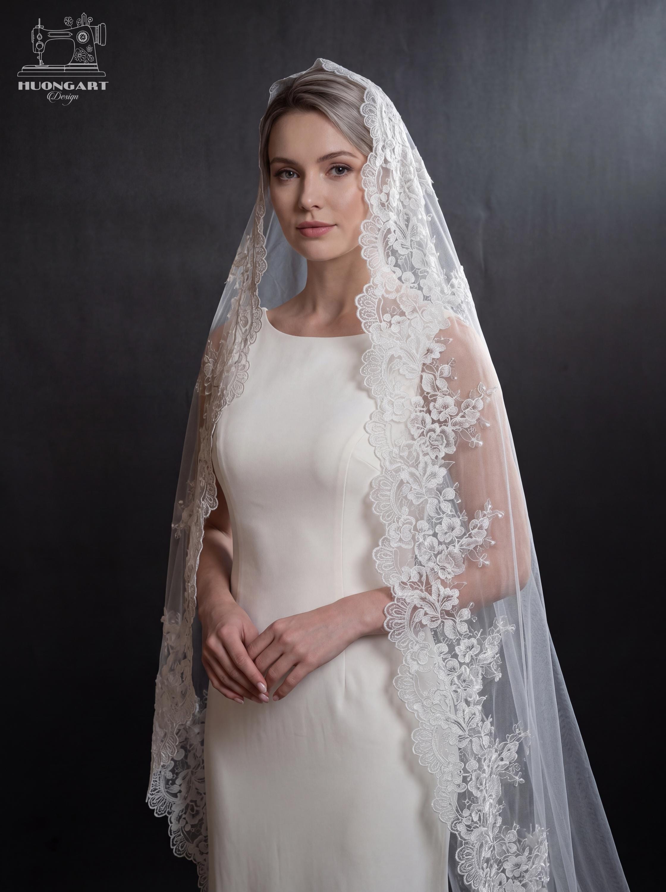 Scalloped Floral Lace Mantilla Bridal Veil | Cathedral Length