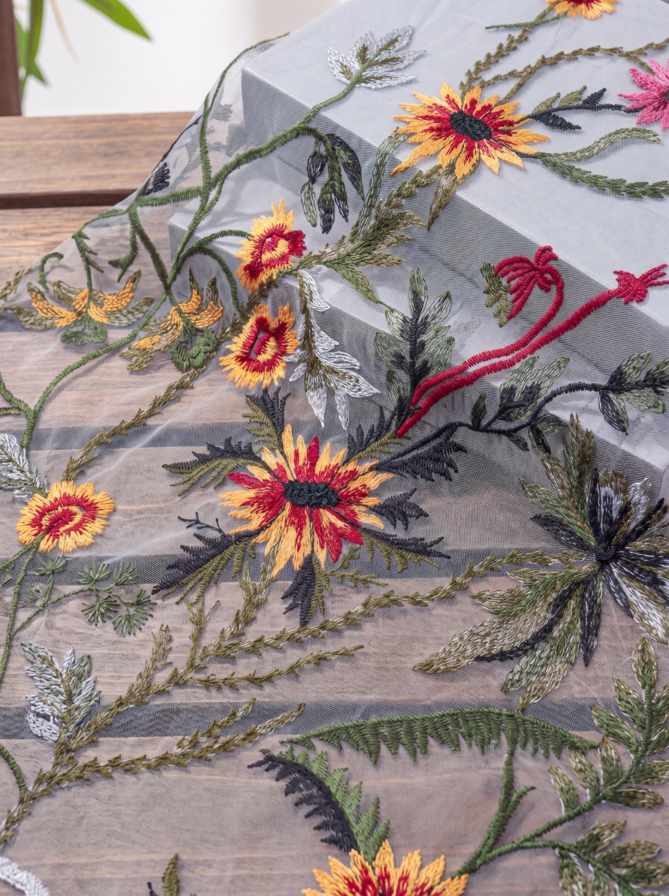 Colorful Wildflower Embroidered Wedding Veil – Cathedral Drop Cut