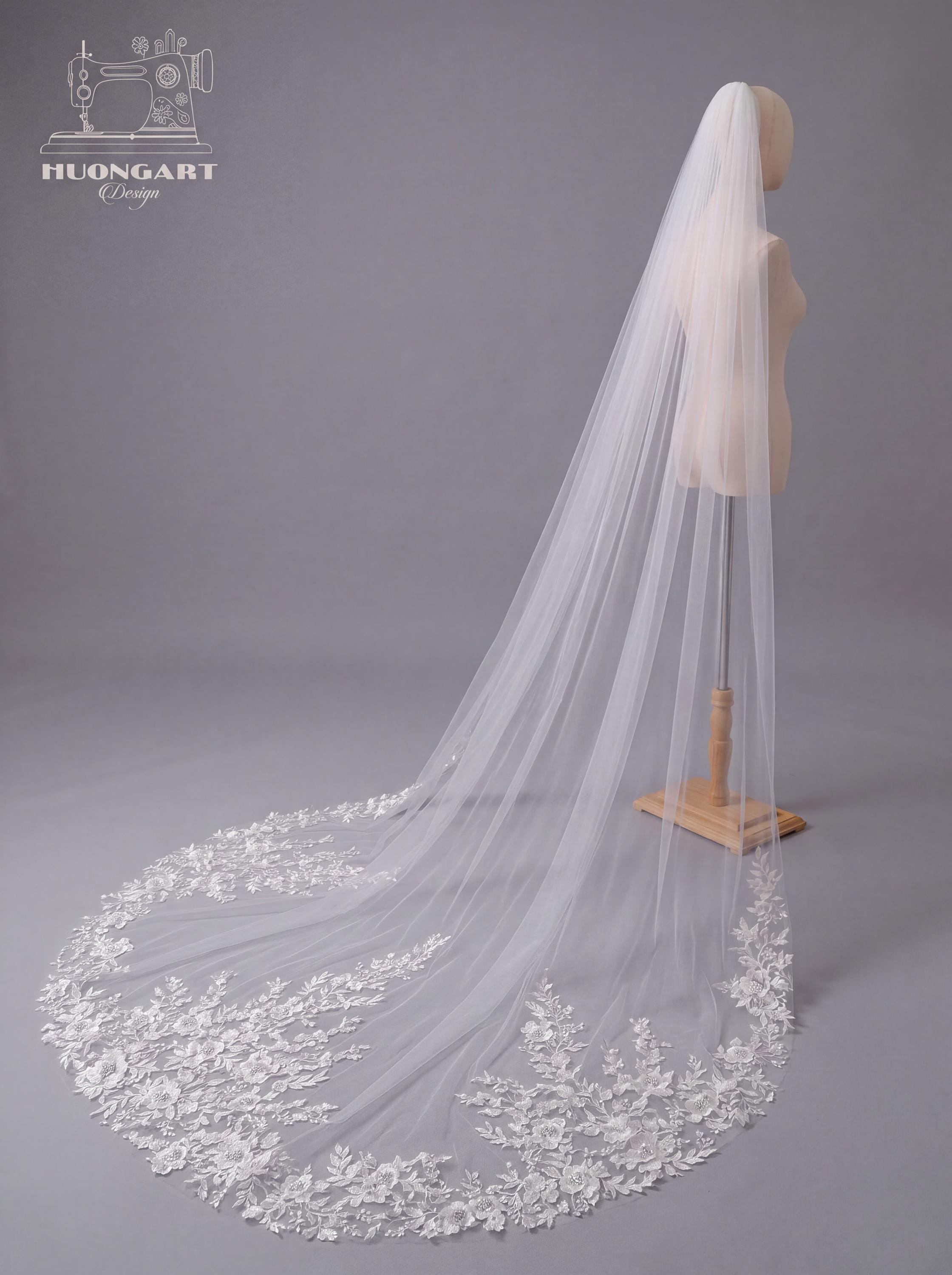 Hand-Beaded Pearl & Sequin Bridal Veil | Scalloped Floral Lace