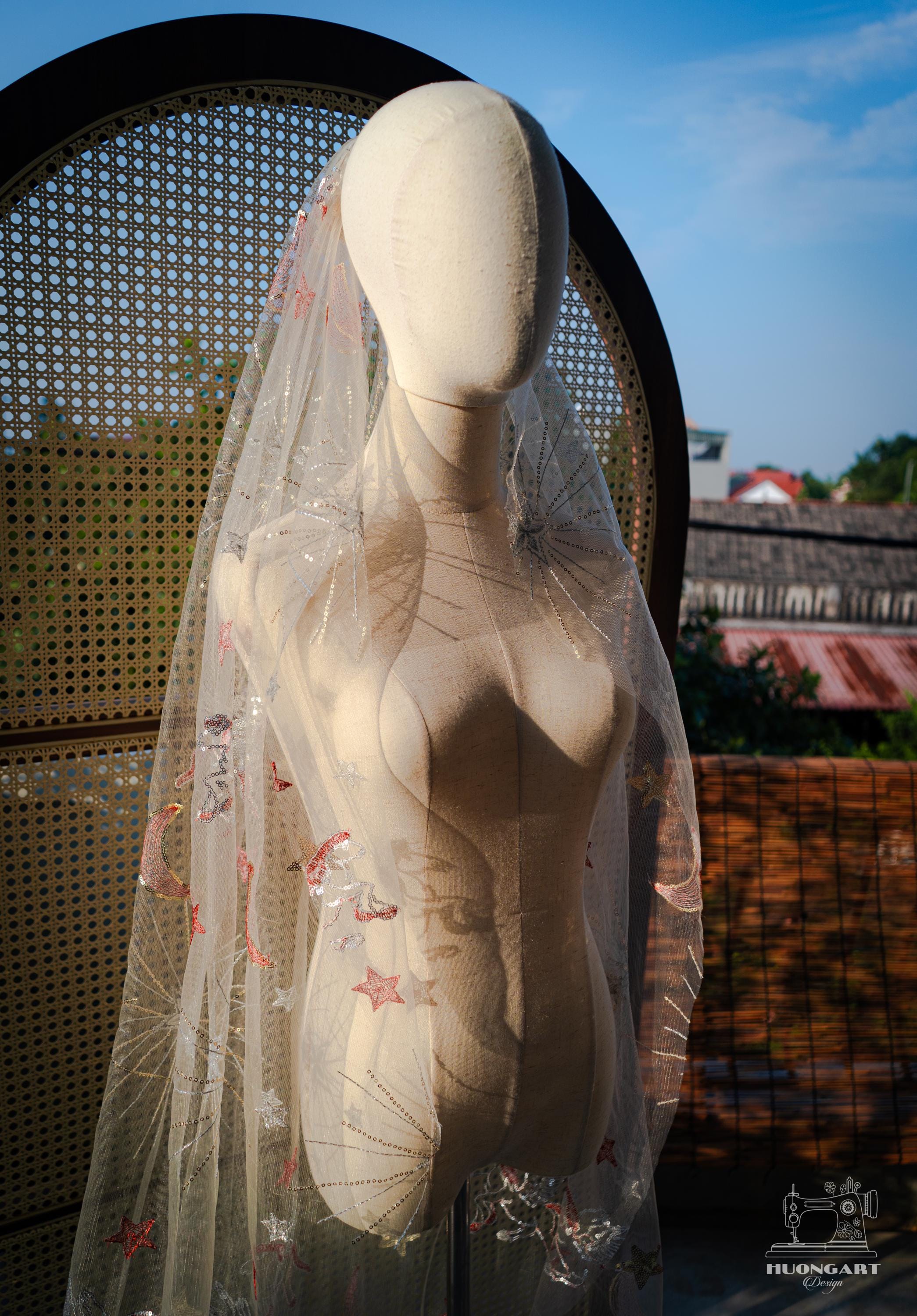 Pegasus Celestial Sequin Bridal Veil | Champagne Fingertip Cut