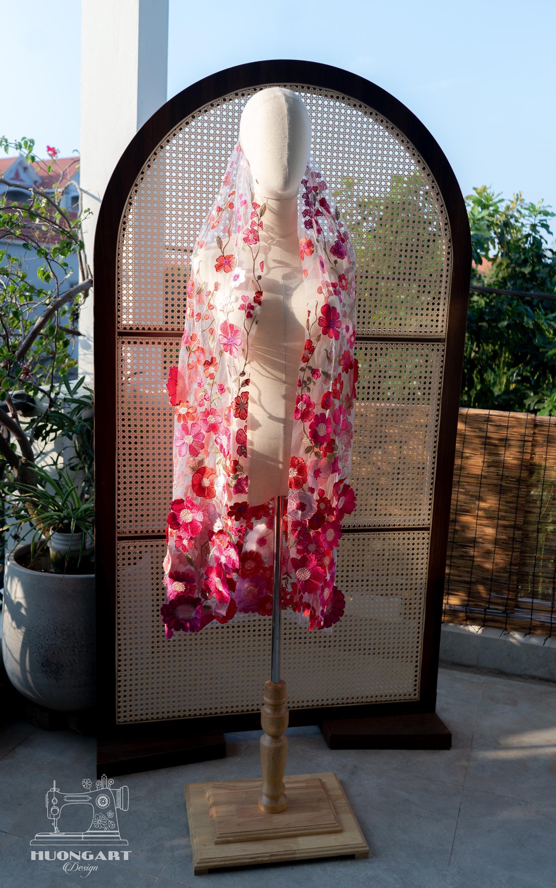 Fuchsia 3D Flower Bridal Veil | Magenta Floral Fingertip