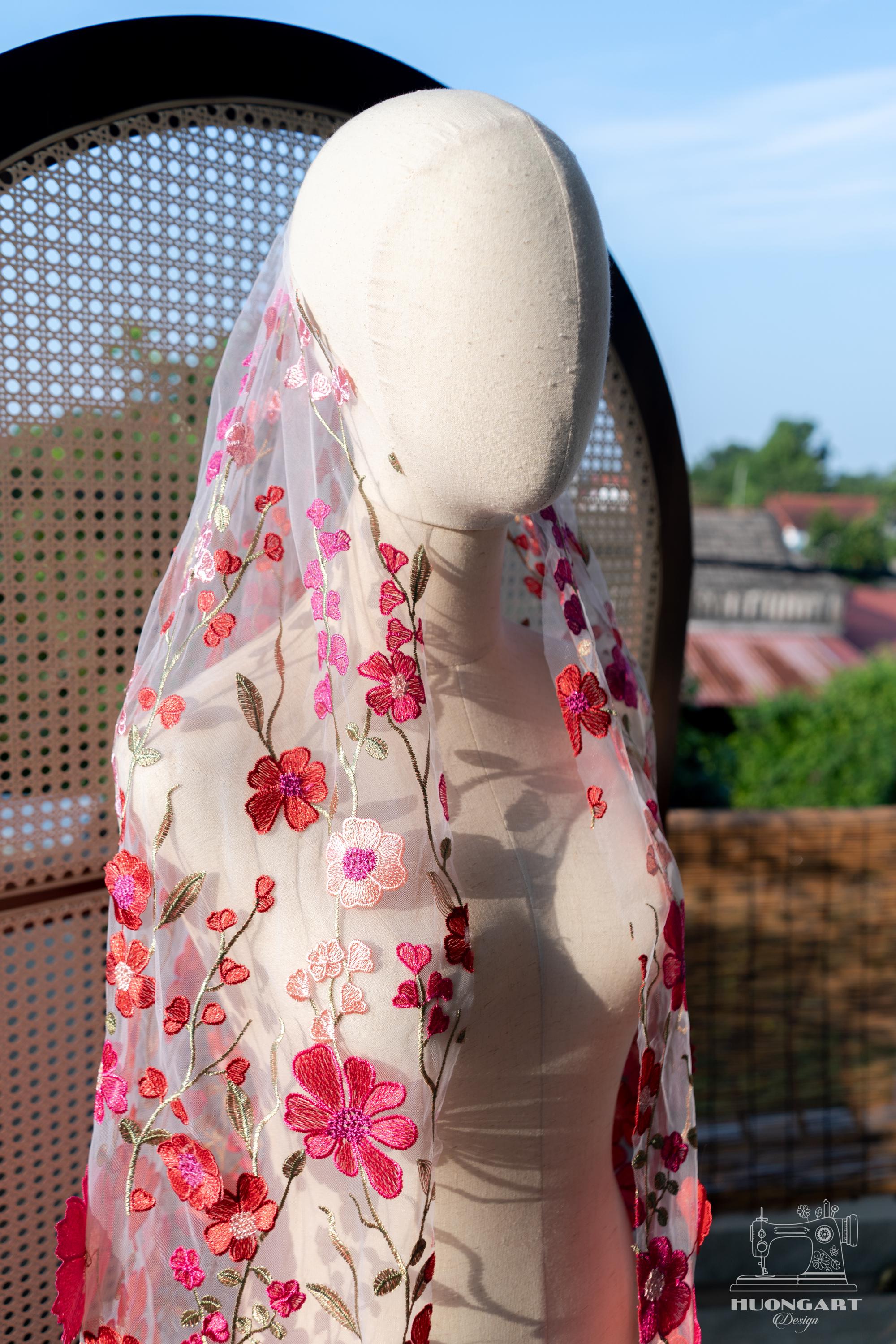 Fuchsia 3D Flower Bridal Veil | Magenta Floral Fingertip