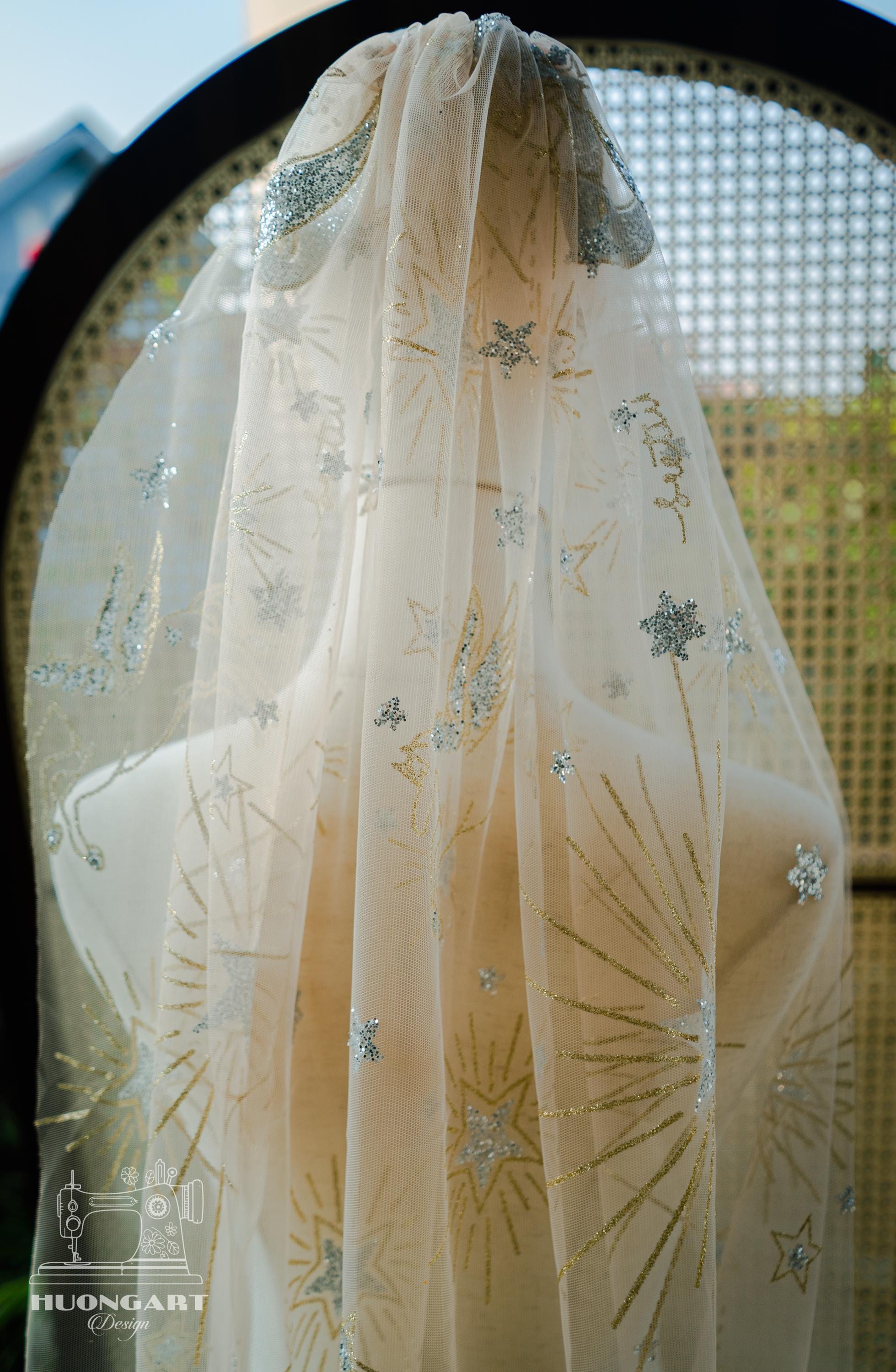 Pegasus Constellation Sequin Bridal Veil | Champagne Fingertip Cut