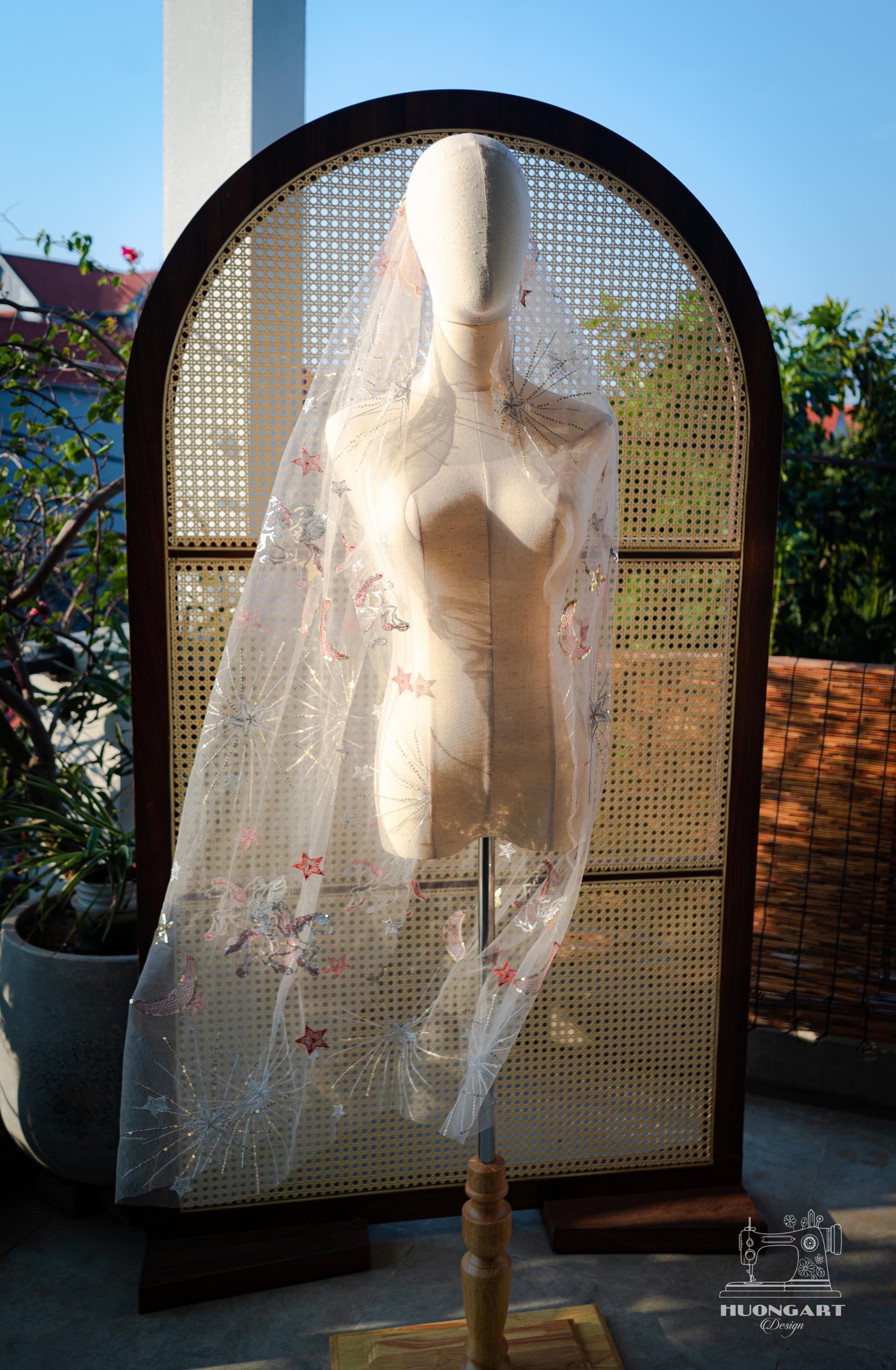 Pegasus Celestial Sequin Bridal Veil | Champagne Fingertip Cut