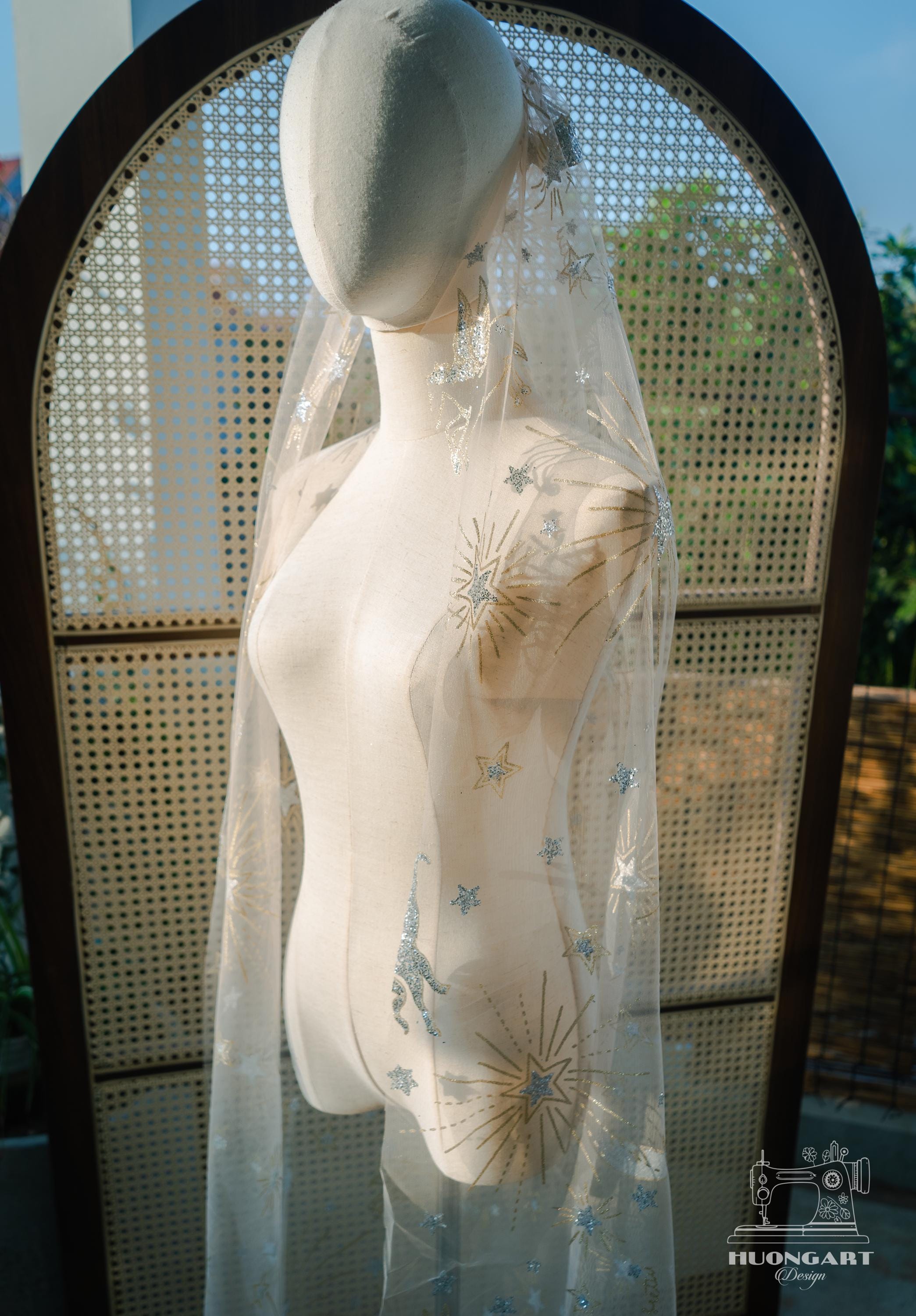 Pegasus Constellation Sequin Bridal Veil | Champagne Fingertip Cut