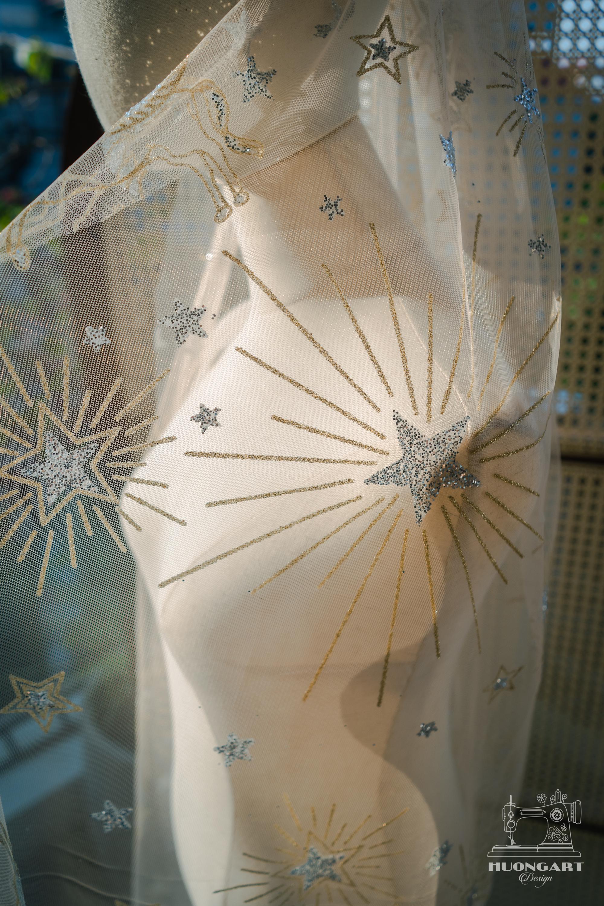 Pegasus Constellation Sequin Bridal Veil | Champagne Fingertip Cut